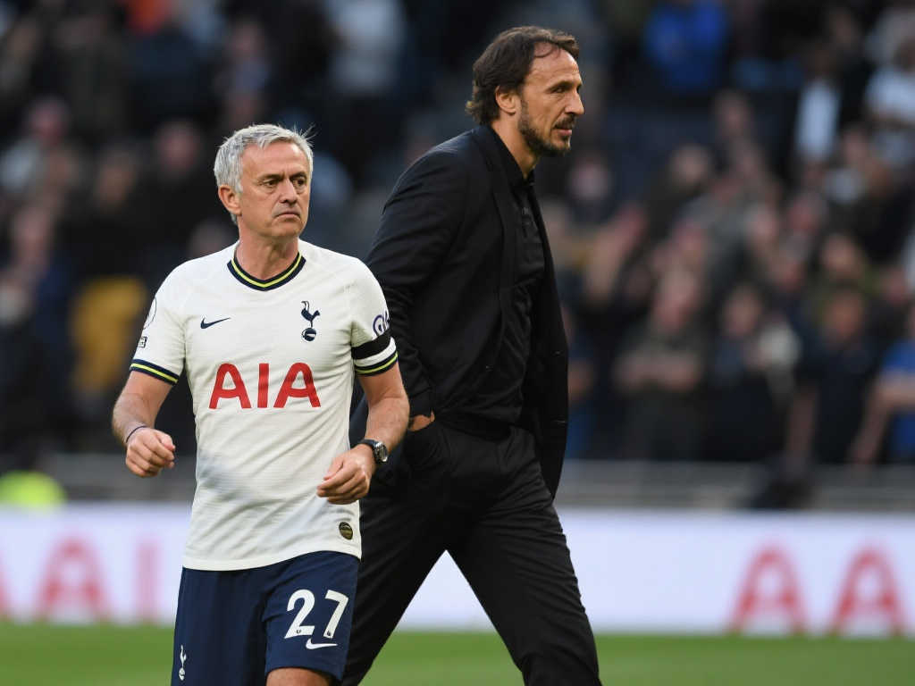 中前场球员 中前场球员