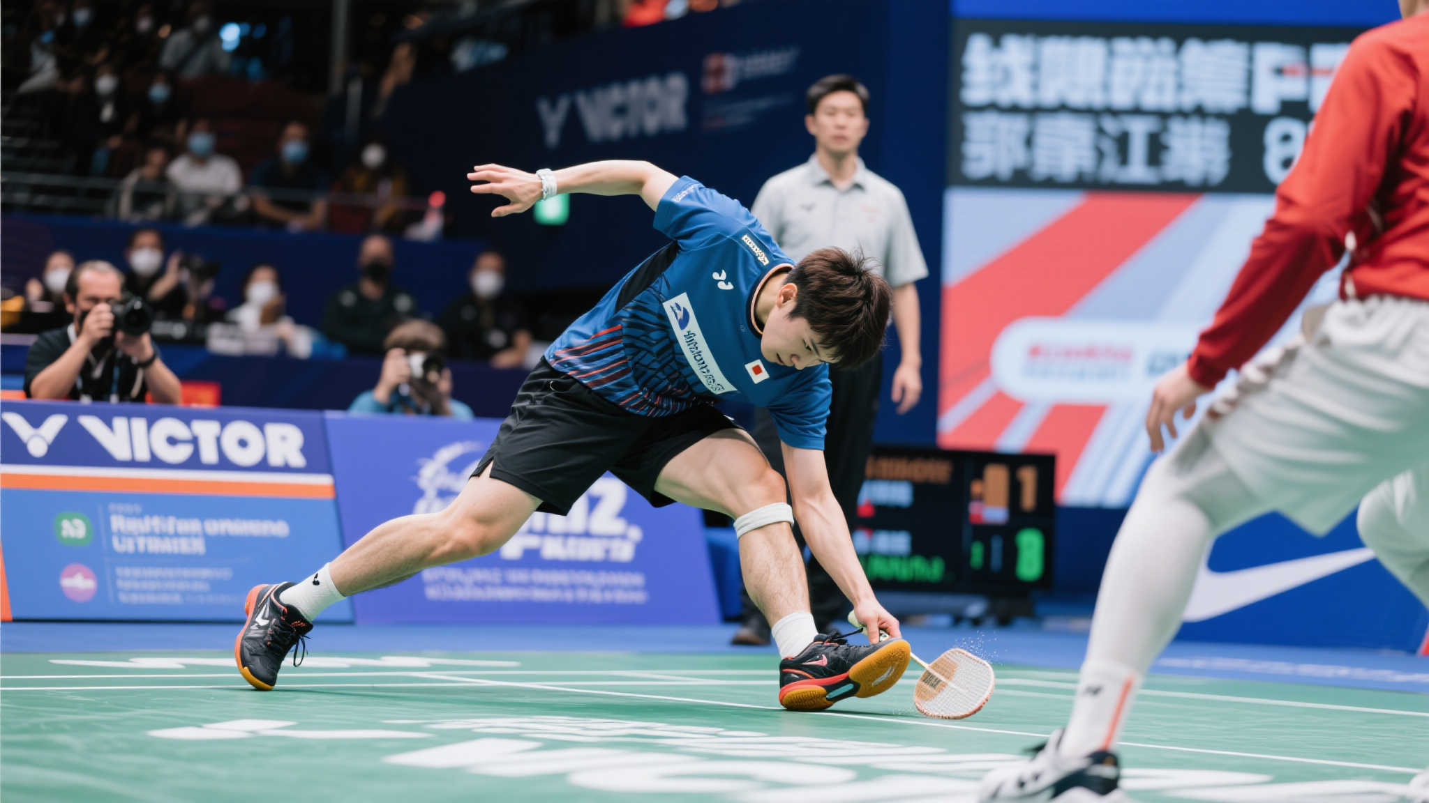 欧冠小组形 欧冠小组形